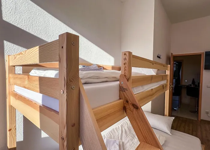 Homely Burgblick Parkplatz Wlan Kueche Zentral Meißen